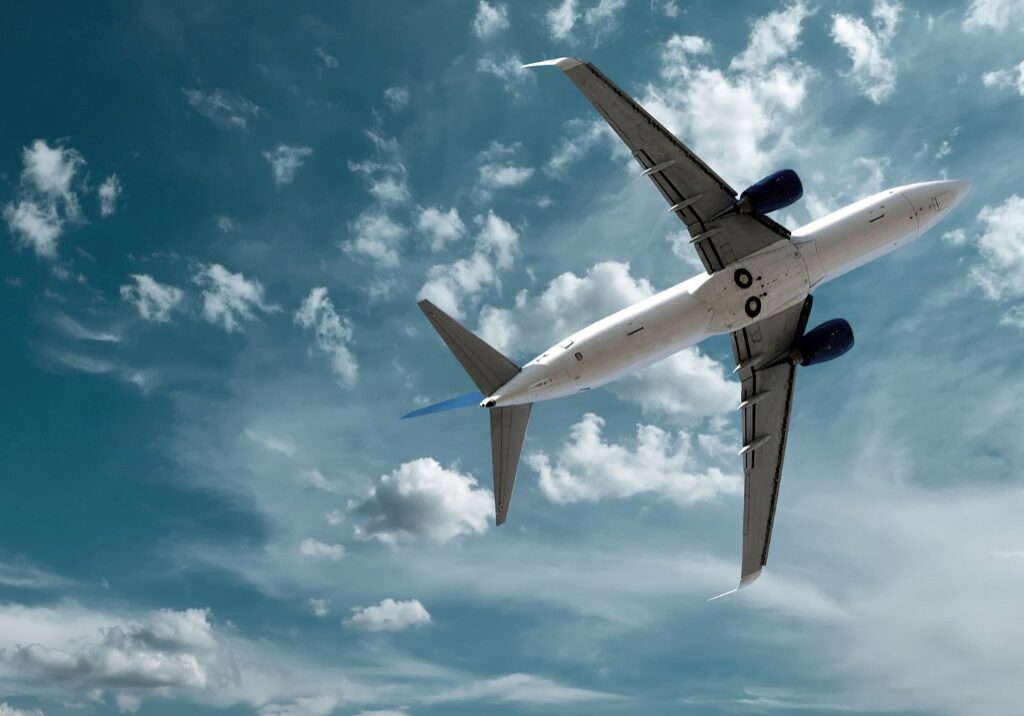 airplane-at-fly-on-the-sky-with-clouds-picture-id636532316 airplane-at-fly-on-the-sky-with-clouds-picture-id636532316
